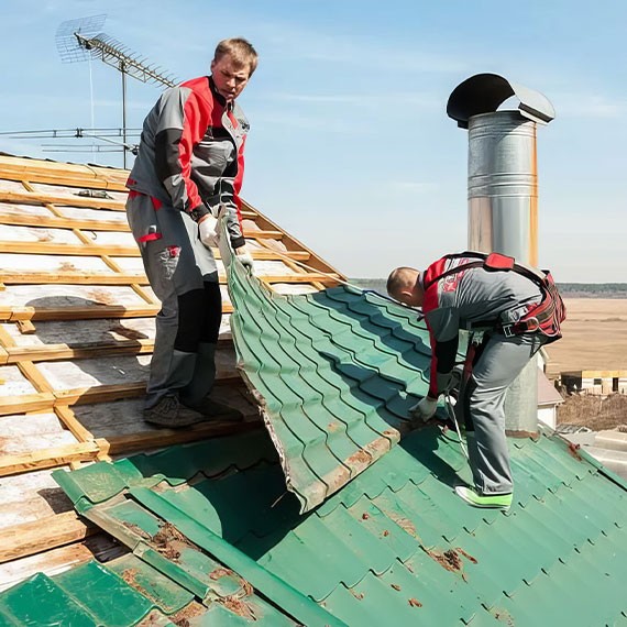 Демонтаж кровли и крыши в Коряжме и Архангельской области